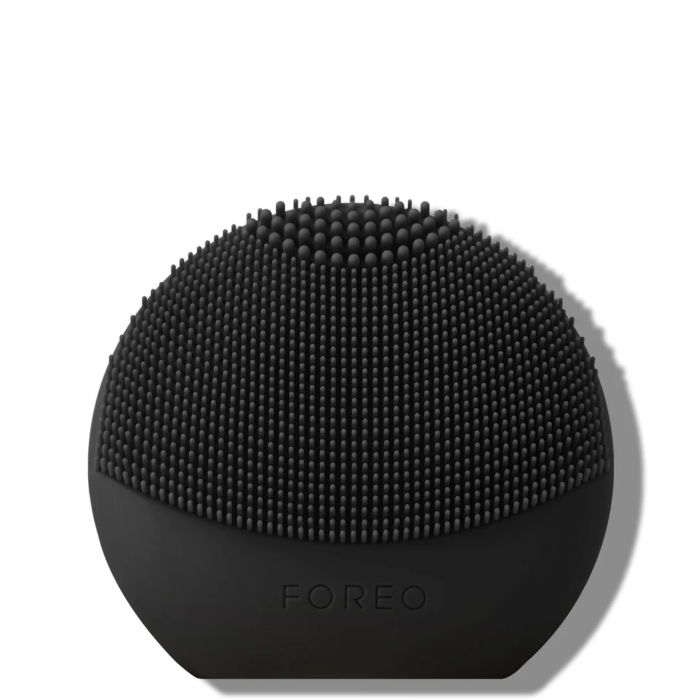 FOREO LUNA fofo Facial Brush with Skin Analysis (Various Shades) Image 1