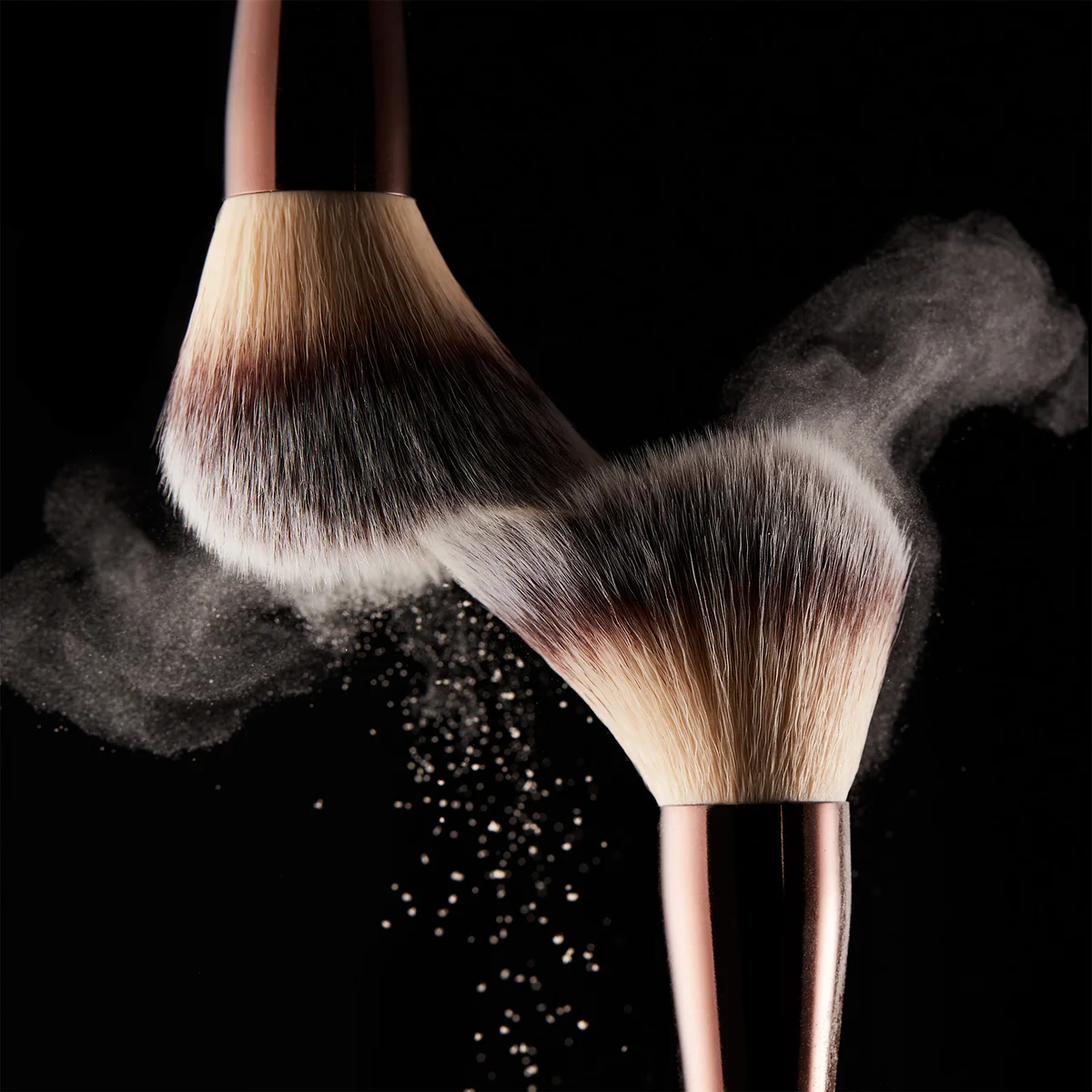 Hourglass Veil Powder Brush