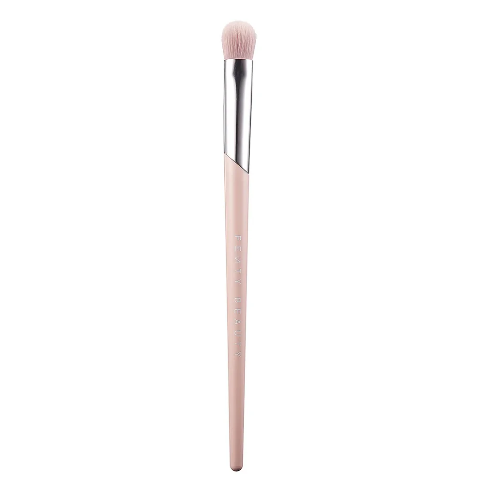 Fenty Beauty Precise Definition Eyeshadow Brush - 220 Image 1